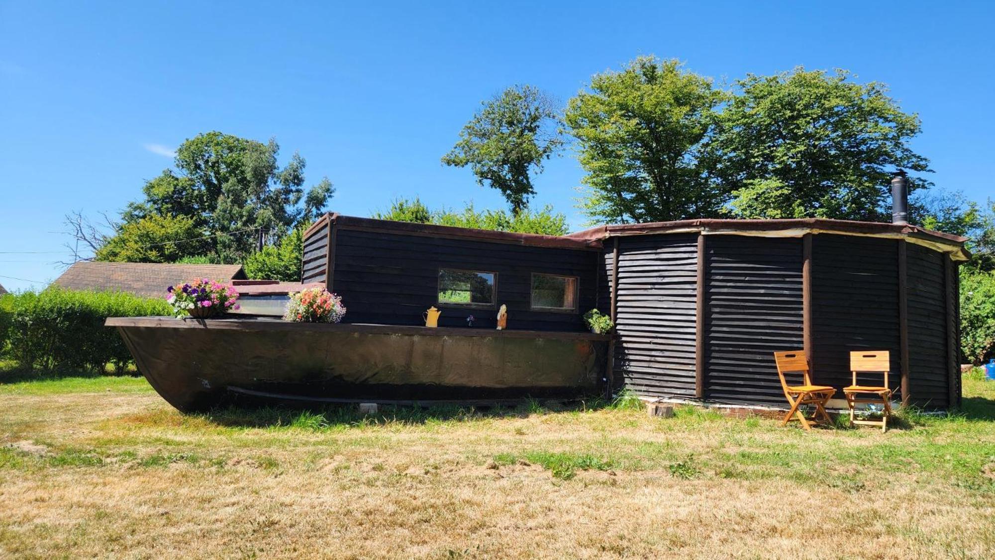 Vigo Retreat Boat Yurt Bed & Breakfast Wrotham Eksteriør bilde